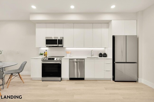 Building Photo - 2005 11th St NW