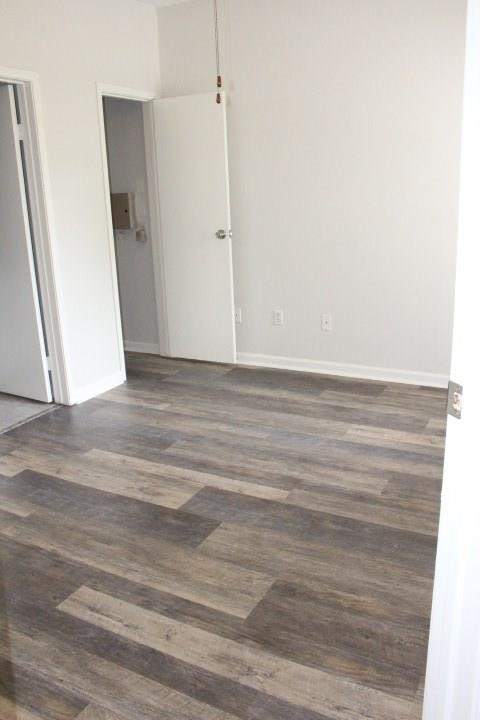 Foto del edificio - 12166 Metric Blvd