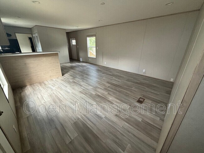 Foto del edificio - 356 Bayhead Dr