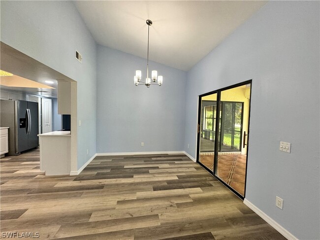 Building Photo - 12601 Kelly Palm Dr