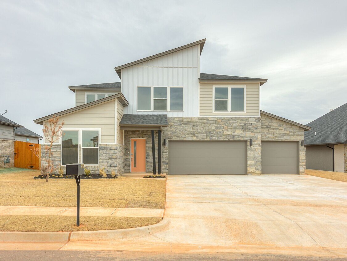 Foto principal - Beautiful home in Edmond