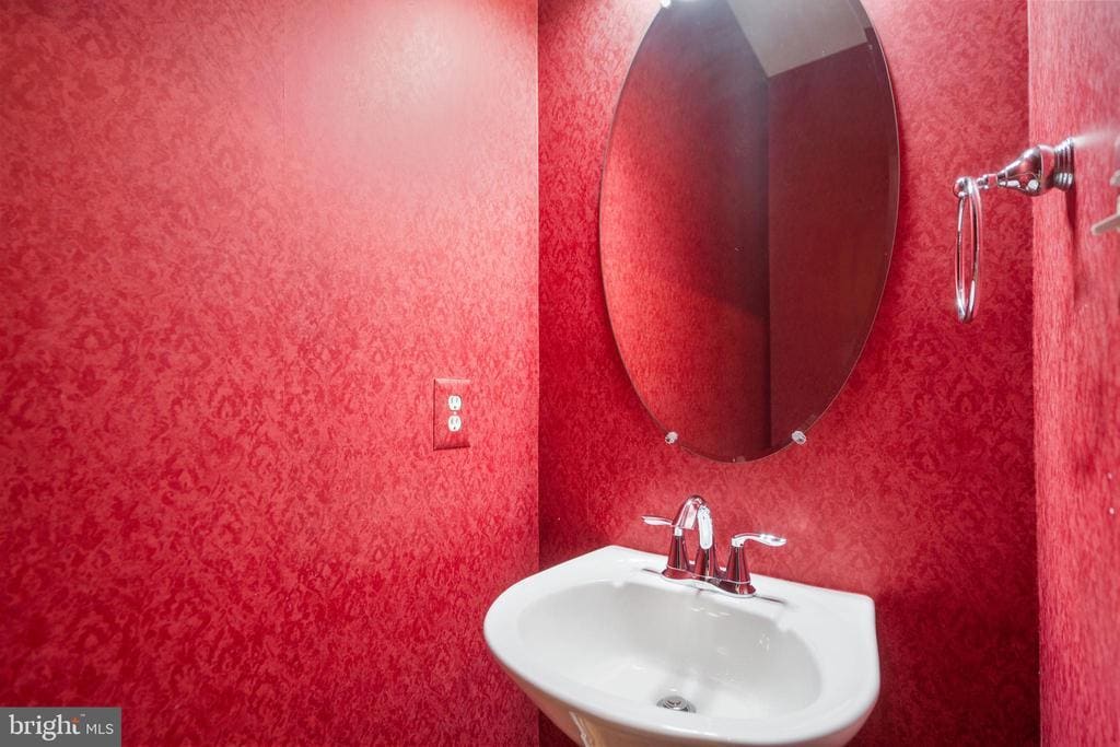 Foto principal - 6081 Madison Pointe Ct