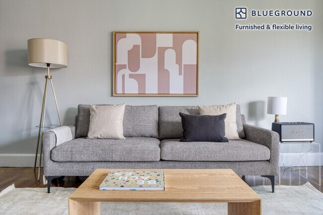 Foto del edificio - 45 Carlton St