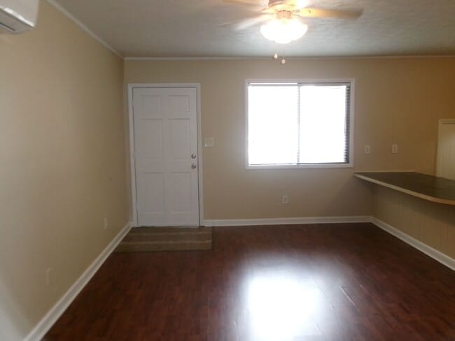 Building Photo - 6218 Blynn Dr