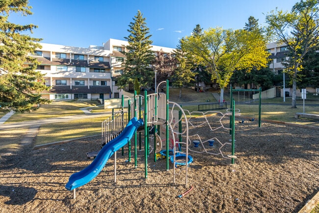 Building Photo - South Ridge Apartments