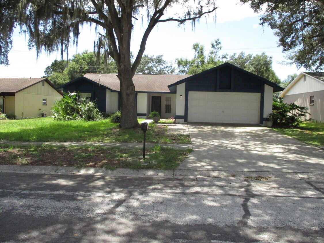 Foto principal - 3006 Annadale Cir