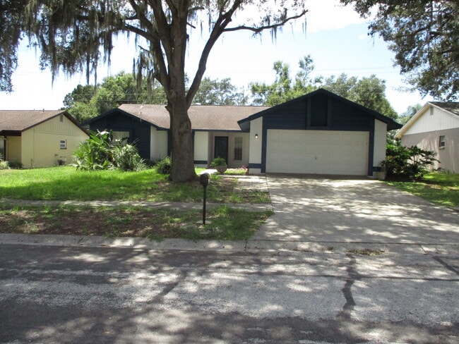 Building Photo - 3006 Annadale Cir