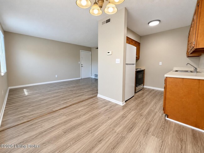 Building Photo - 3409 Prestwood Dr
