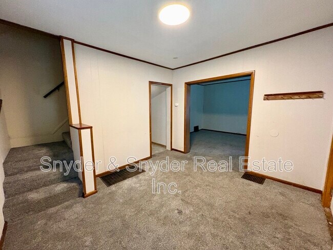 Foto del edificio - 391 E Voris St
