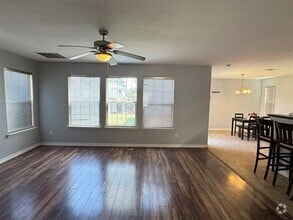Building Photo - 6909 Planters Row Dr