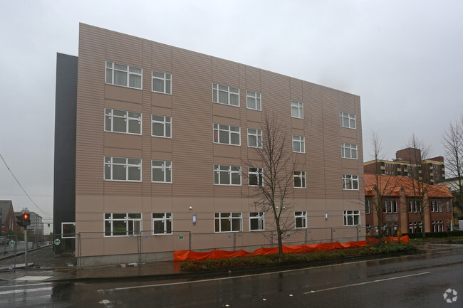 Building Photo - 13 West Apartments