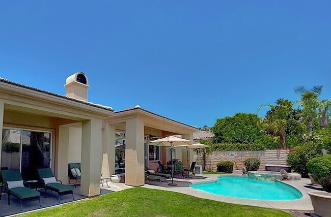 Foto del edificio - 40830 Hovley Ct