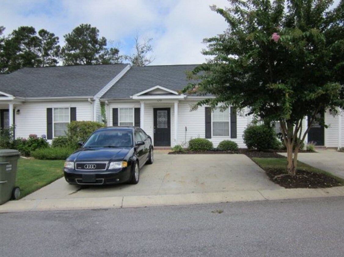 129 Bennington Ln, Aiken, SC 29803 Townhome Rentals in Aiken SC
