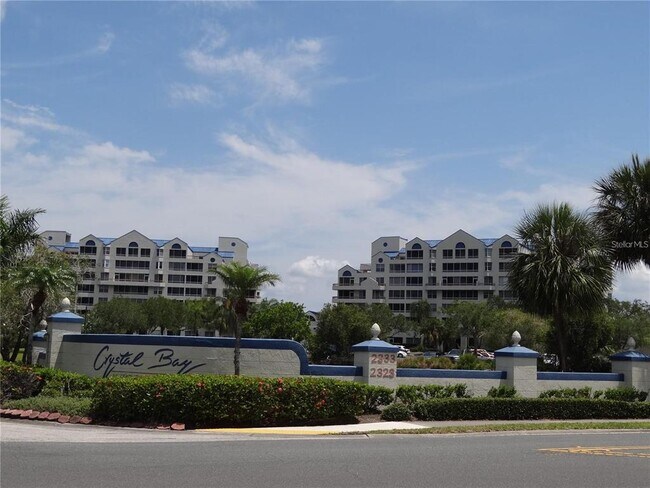 Foto del edificio - 2333 Feather Sound Dr