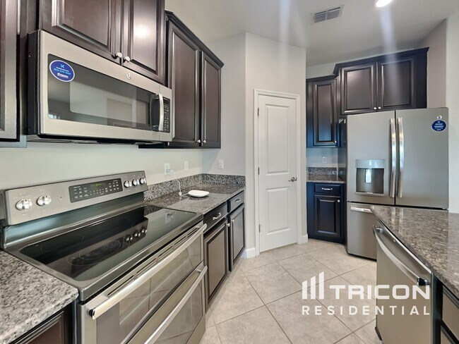 Building Photo - 10156 Newminster Loop Ruskin FL