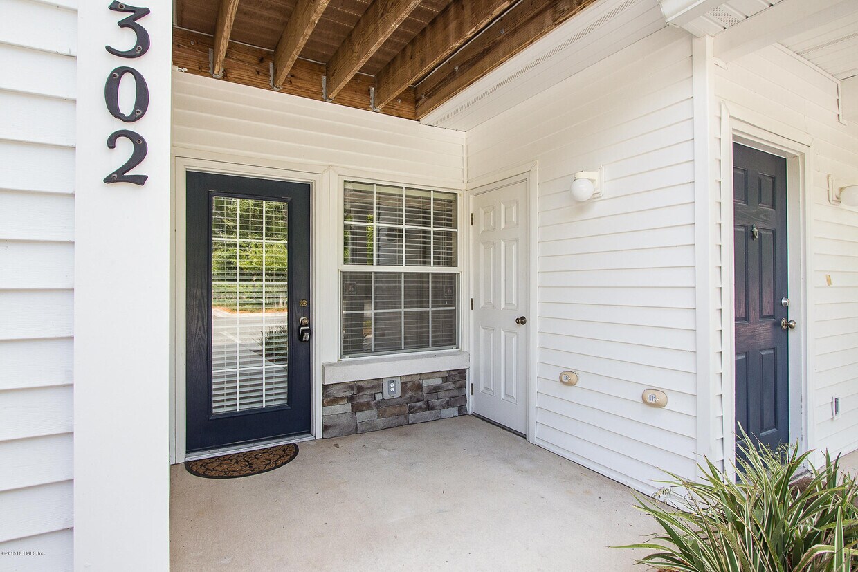 2200 Marsh Hawk Ln Unit 302, Fleming Island, FL 32003 Condo for Rent