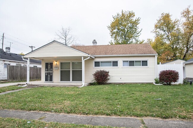 Building Photo - 3 bed 1.5 Bath