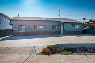 Building Photo - 67 Wyoming Ave