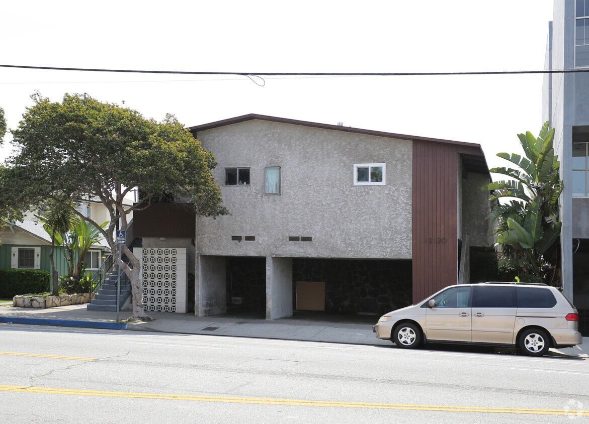 Primary Photo - 12120 Washington Pl