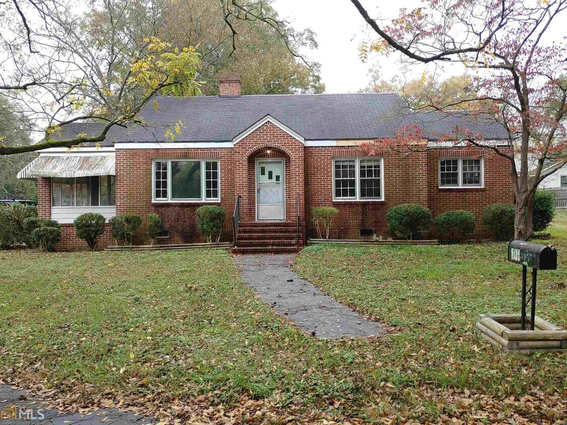 11 W New St, Winder, GA 30680 House Rental in Winder, GA