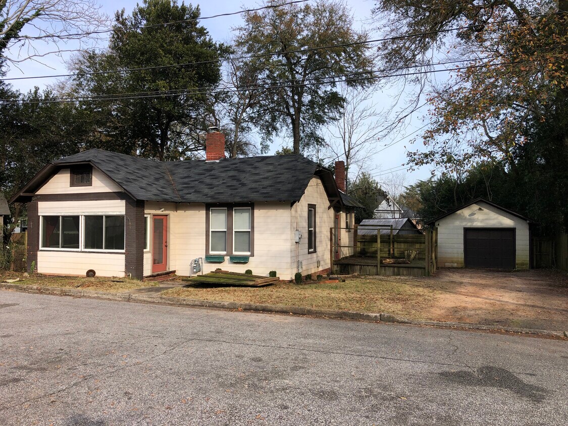 1104 Hogan St, Augusta, GA 30904 House Rental in Augusta, GA