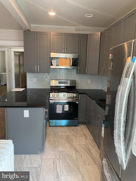 Foto del edificio - 1708 Kilbourne Pl NW