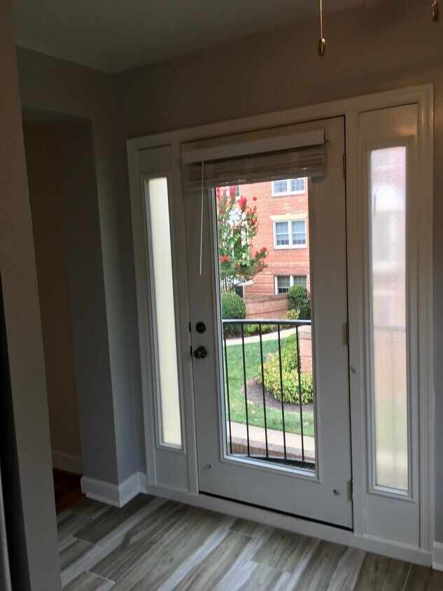 Large window with step out. - 1203 N Pitt St