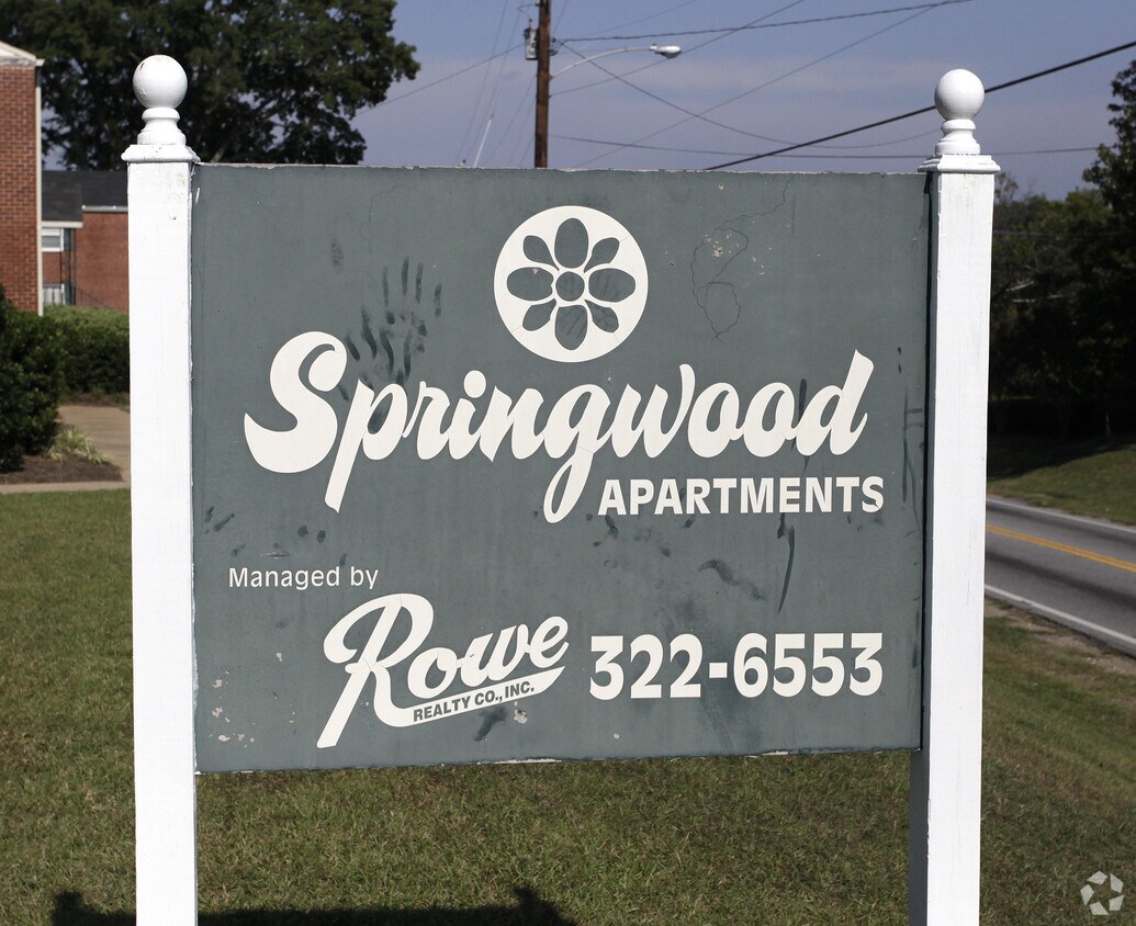 Foto del edificio - Springwood Apartments