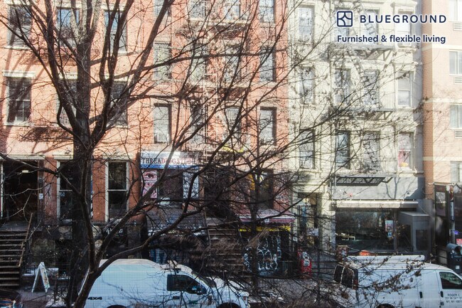 Foto del edificio - 10 St Marks Pl