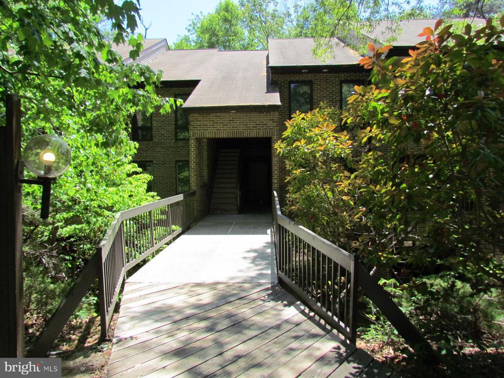 Foto del edificio - 44691 White Oak Ct