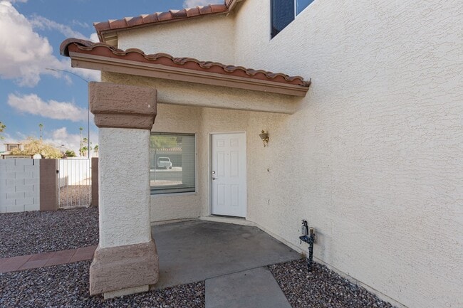 Building Photo - NW home located close to Summerlin Parkway