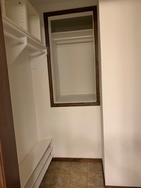 Foto del edificio - 889 Buckthorn Dr