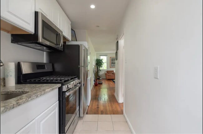 Photo - 1136 45th St NE Apartment