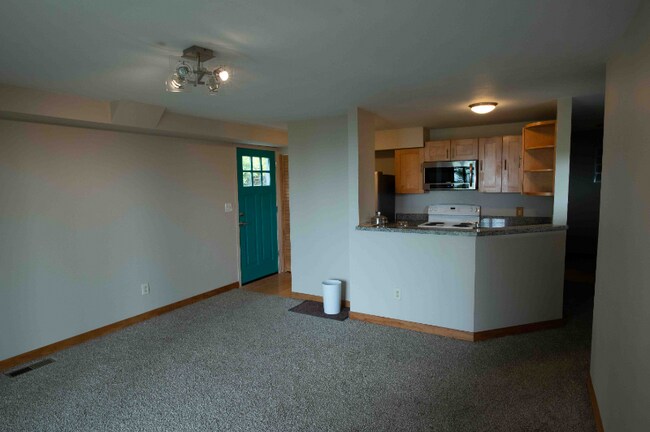 Foto del edificio - 916 Hilldale Ave