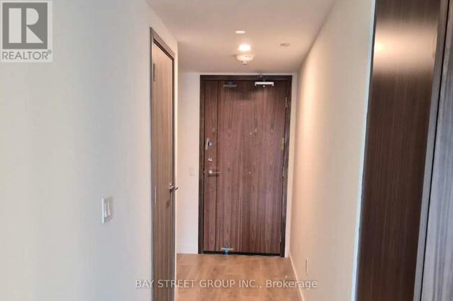 Building Photo - 3 Concord Cityplace Wy