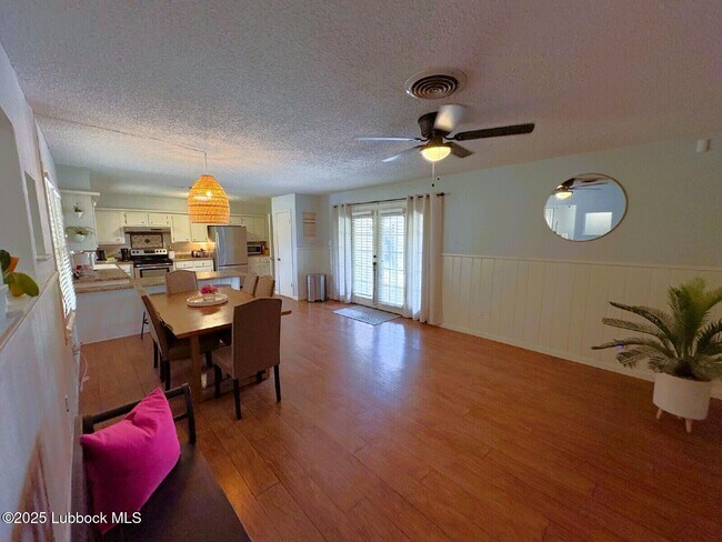 Foto del edificio - 5204 7th St