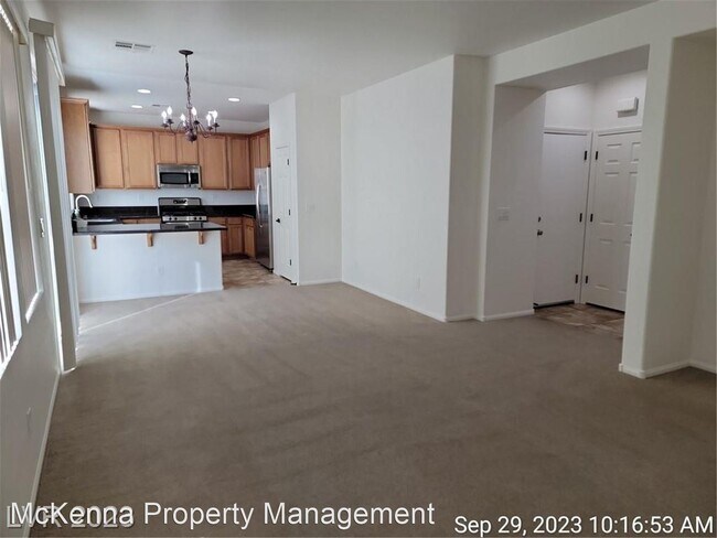 Building Photo - 3 br, 2.5 bath House - 10632 Peach Creek St