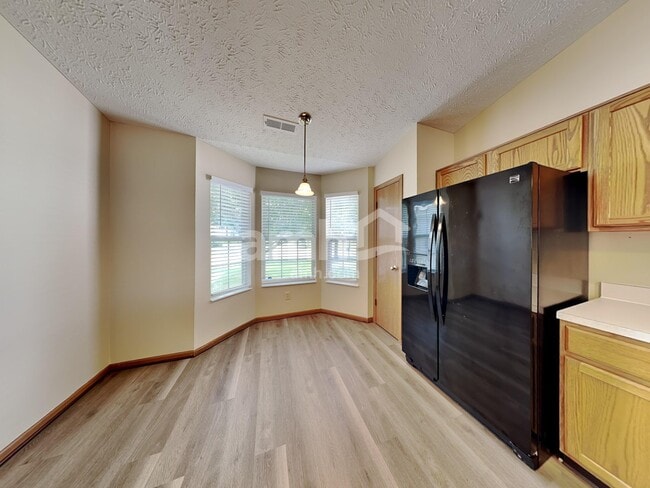 Building Photo - 4930 Kingpin Dr