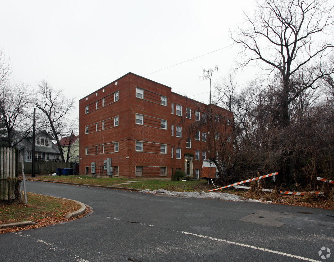 Foto principal - 3105 Waclark Pl SE