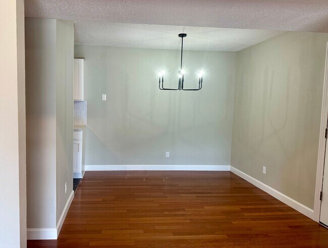 Foto del edificio - 12 Woodland Oaks Dr