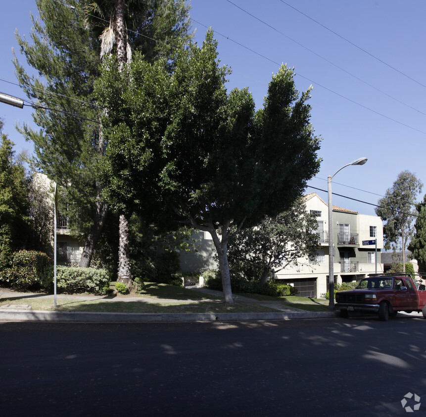 Building Photo - Grandview Gardens Apartments