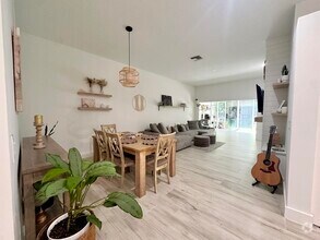 Building Photo - 1813 Wood Fern Dr