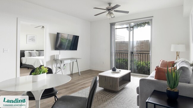 Building Photo - 7373 Valley View Ln