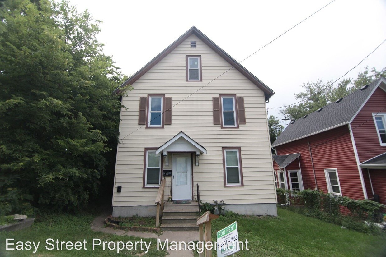 Primary Photo - 1228 11th Ave