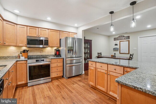 Foto del edificio - 1108 Moorefield Creek Rd SW