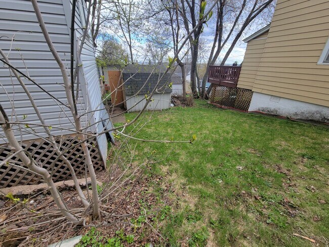 Foto del edificio - AVAILABLE JUNE - 4 Bed 1 Bath Located In East Hillside