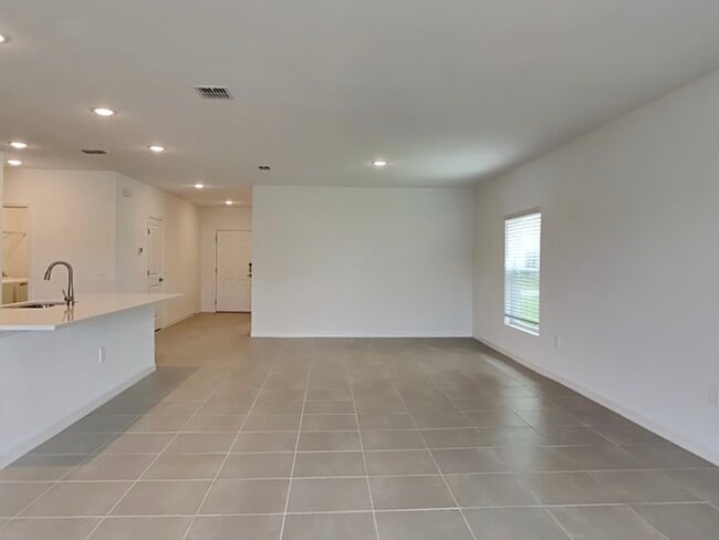 Foto del edificio - 258 Amber Way