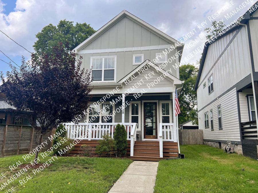 Primary Photo - Beautiful 3 bedroom 2.5 bath home in Bucha...