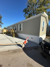 Building Photo - 14139 S Western Ave