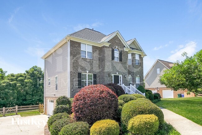 Foto del edificio - 5320 Graycliff Ln